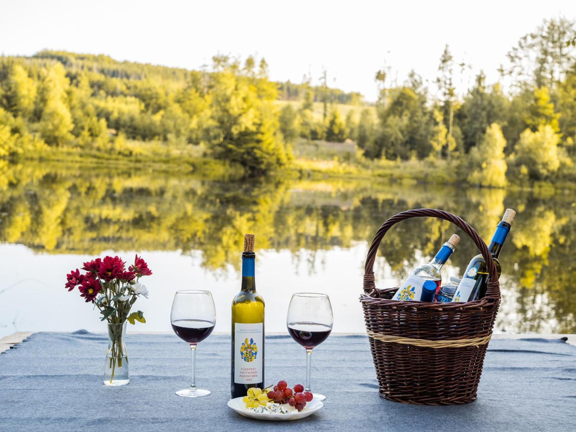 Zamecek Waldsteinovo Zatisi Maison d'hôtes *